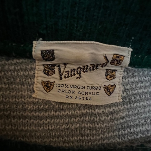 Vintage Vanguard Sweater - Picture 2 of 4
